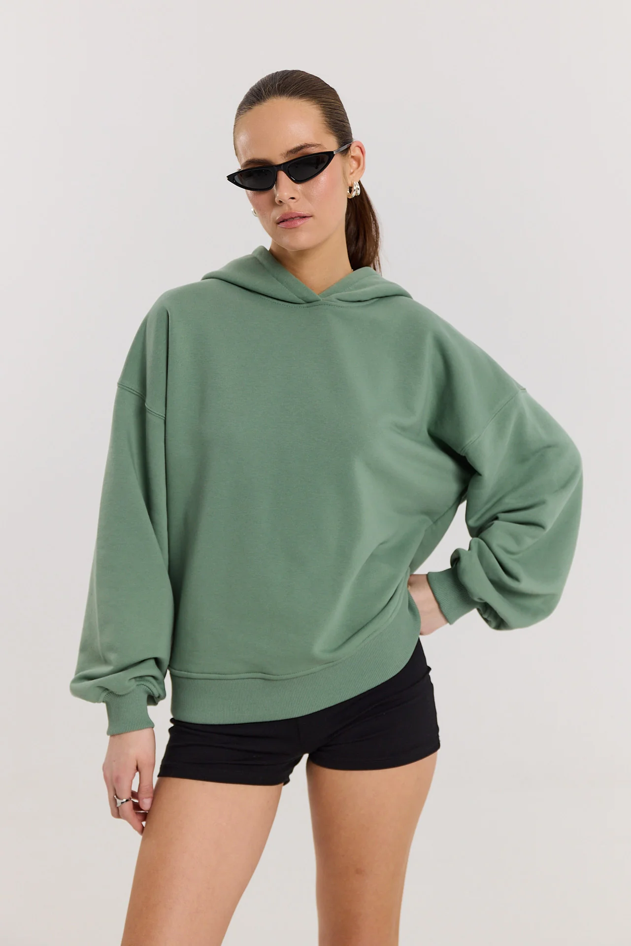 Bluza Boyfriend Hoodie dark matcha - Image 19