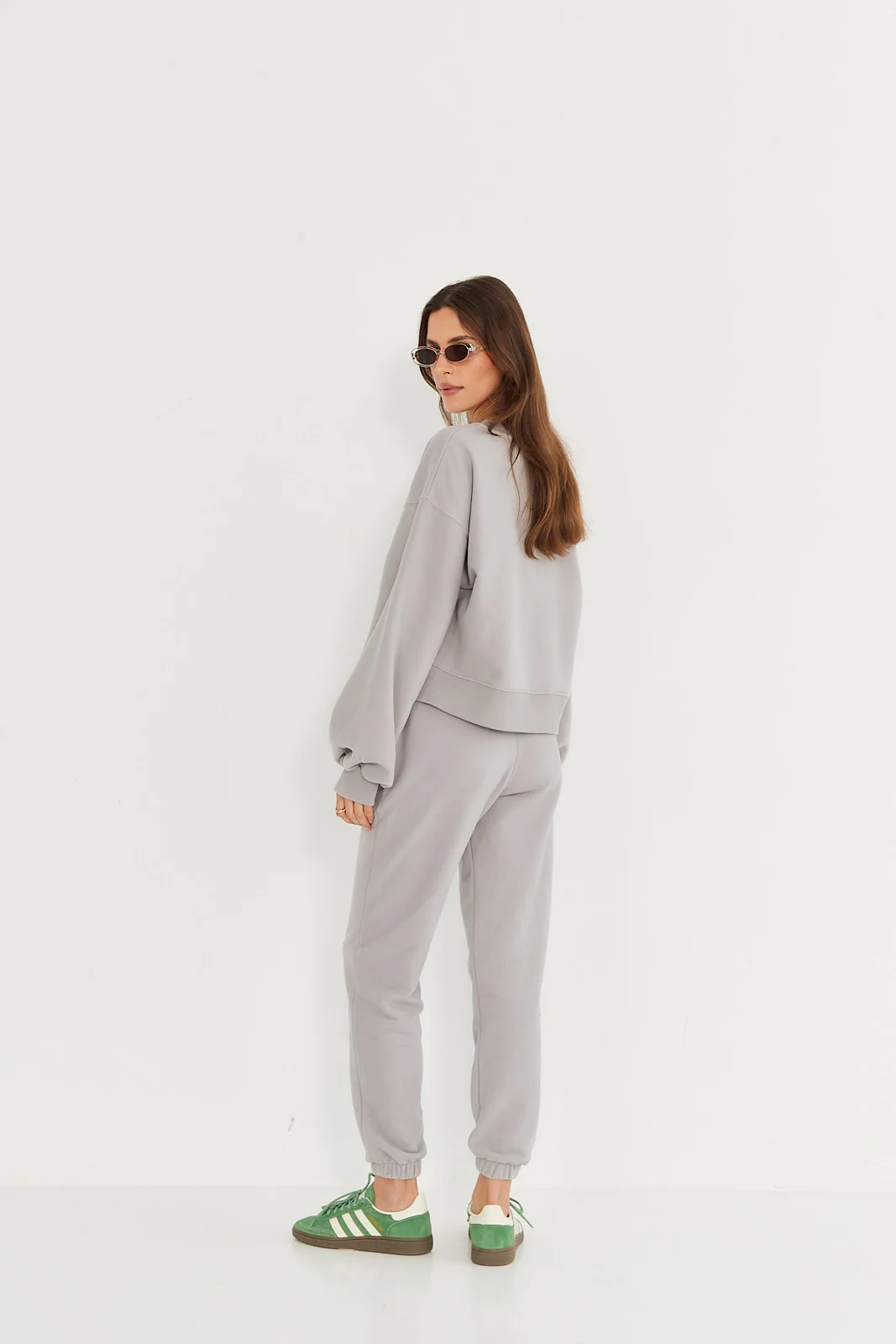 Spodnie dresowe light grey - Image 14