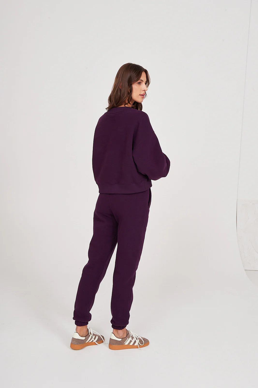 Spodnie dresowe plum - Image 9