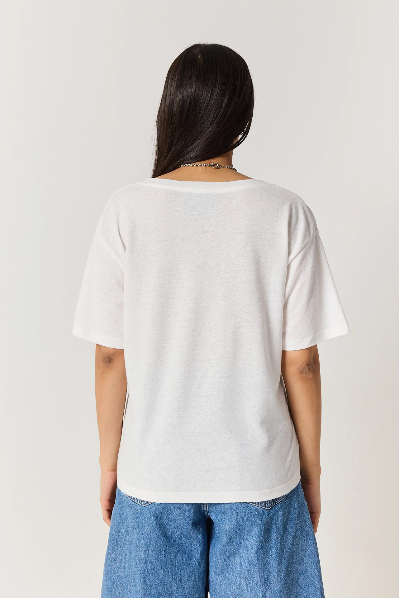 T-shirt V linen white - Image 6
